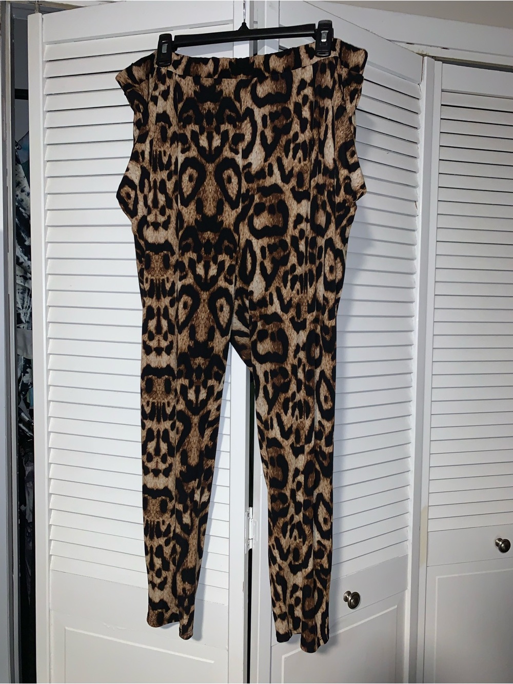 Forever21 Plus Size Women’s Animal Print Tapered Leg Pull On Pants